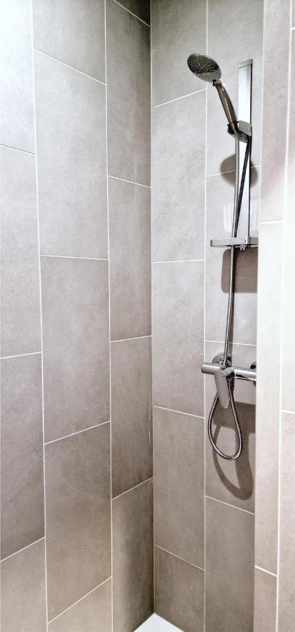 Wygodne Pokoje H114 Gliwice Ngoại thất bức ảnh